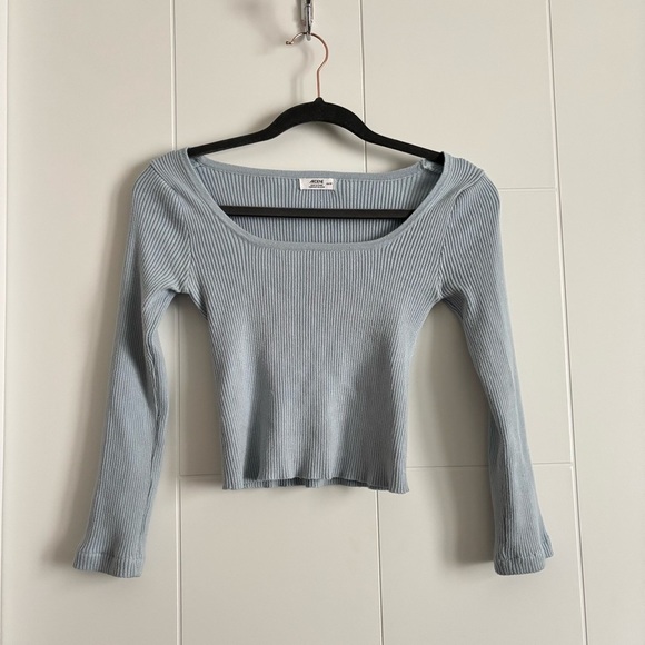 3/$45 Ardene Squareneck sweater 3/4 sleeves - Picture 1 of 4